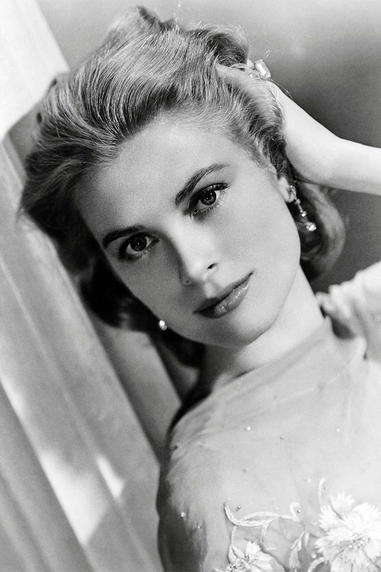 in photos: grace kelly through the years