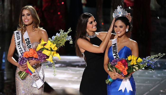 The Best Internet Reactions To The Insane Miss Universe Fail