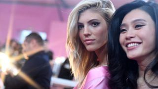 The Easy Volumising Hair Trick From The Victoria's Secret Show