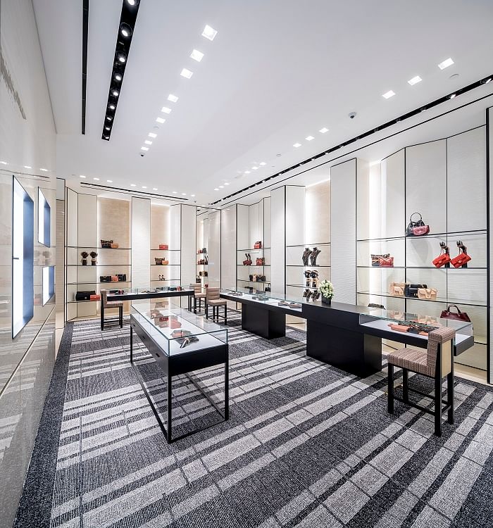 Here's Your First Look At Southeast Asia's Largest Chanel Store At ...