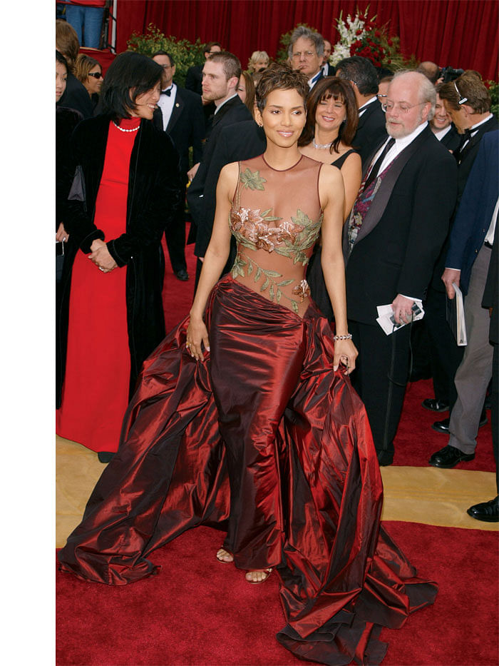 Oscars Red Carpet Fashion: Sexiest Dresses of All Time