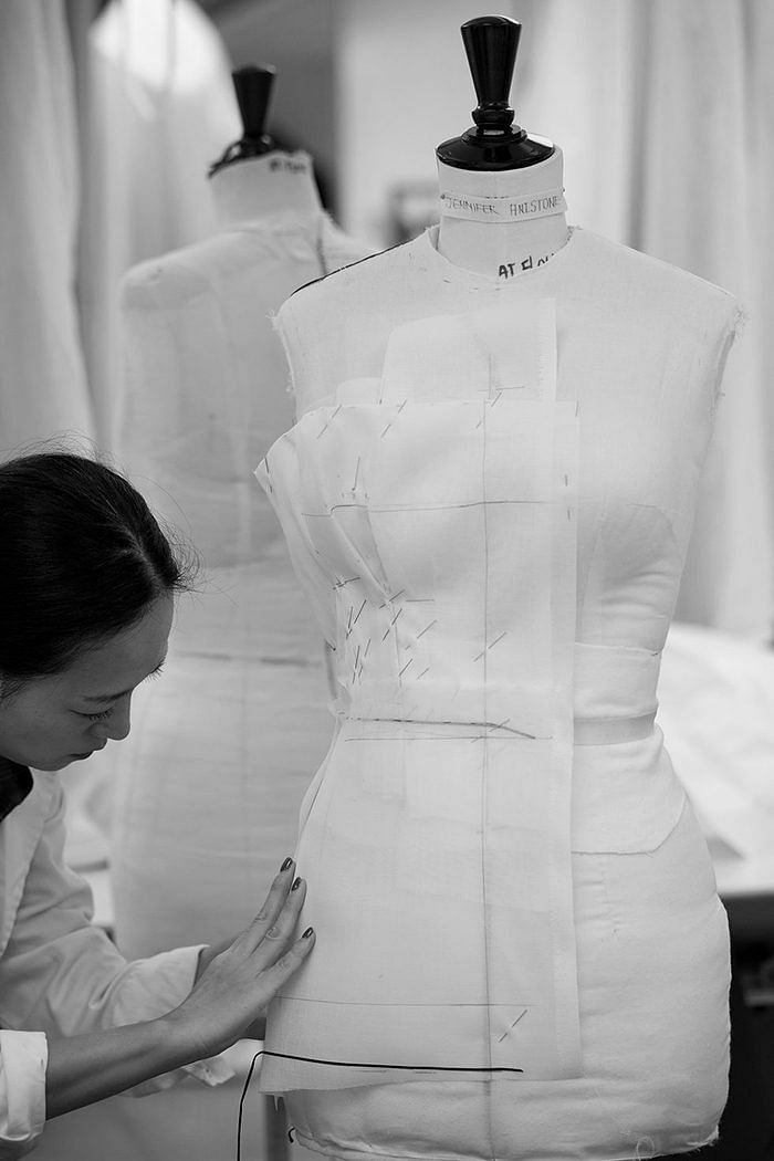 Jennifer Aniston's Dior Dress Took 200 Hours To Make
