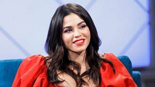 See Jenna Dewan's Oval Engagement RingSee Jenna Dewan's Oval Engagement RingSee Jenna Dewan's Oval Engagement Ring