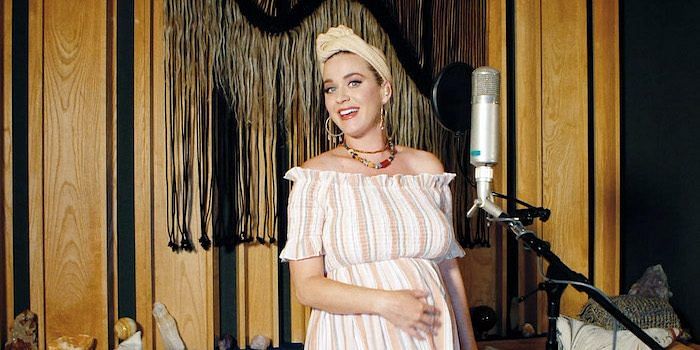 Katy Perry Is “Grateful” for Her Pregnancy Body
