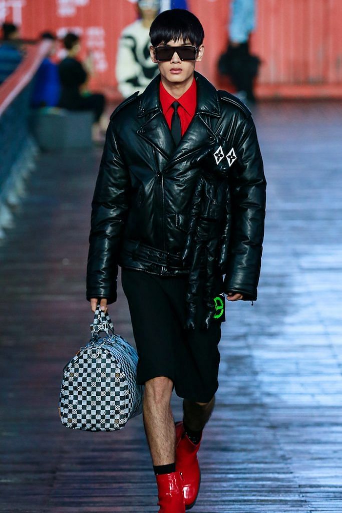 Review of Louis Vuitton Men's Spring Summer 2021 Show In Shanghai