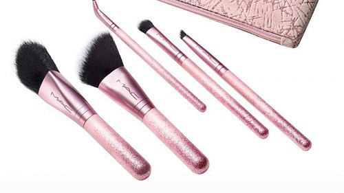 The 13 Best Holiday Makeup Brush Sets