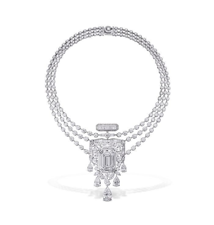 Chanel Created a 5555Carat Diamond Necklace to Celebrate its 100th Year  of the N5 Perfume