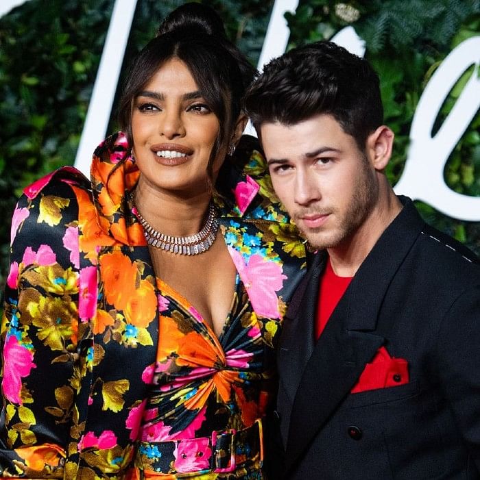 Priyanka Chopra Nick Jonas 2021 Fashion Awards