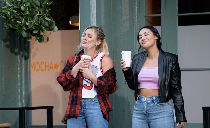 Hilary Duff Francia Raisa 'How I Met Your Father'