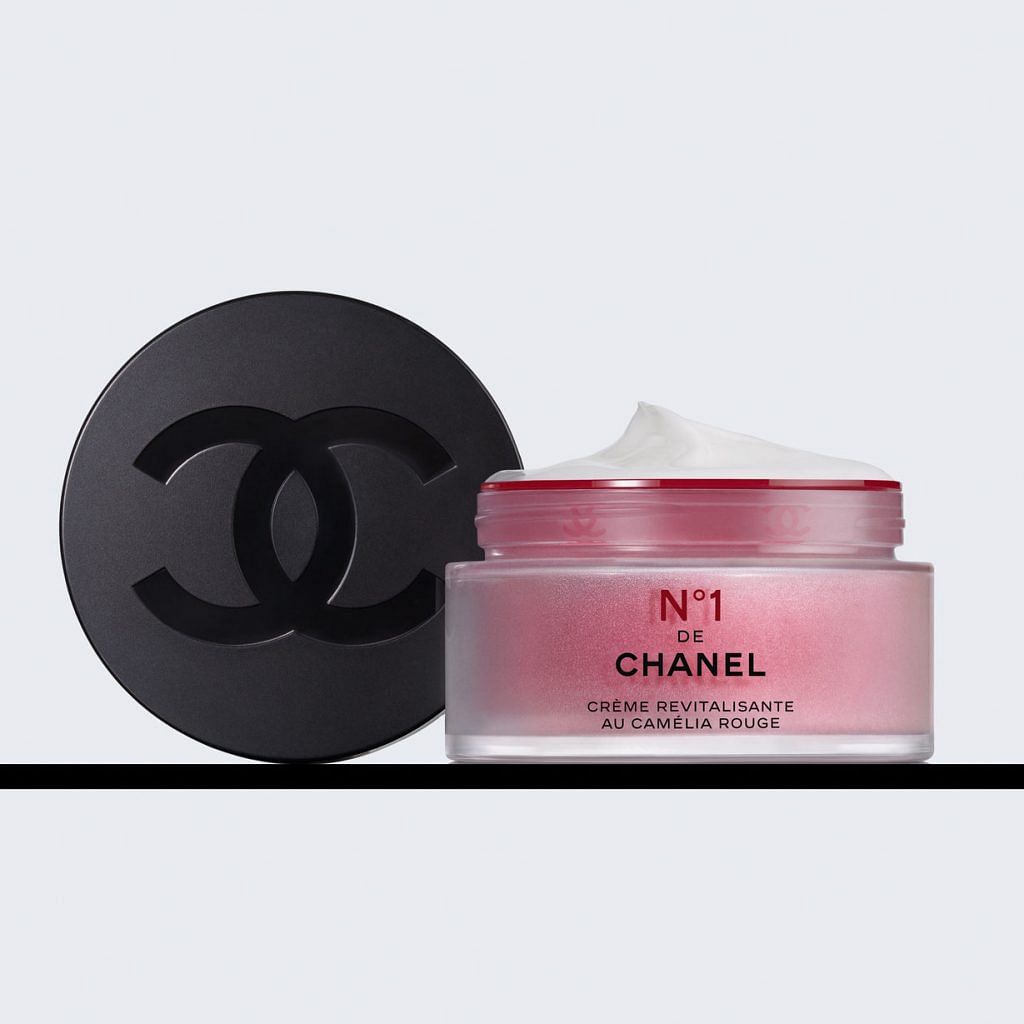The N°1 DE CHANEL Is A Skincare And Makeup Range That Minimalists Will Love