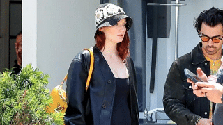 Sophie Turner's Crochet Bucket Hat Is This Summer's Go-To Accessory