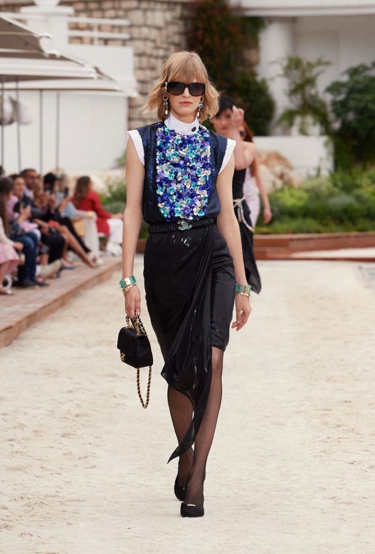 Review of The Chanel Cruise 2022/2023 Collection