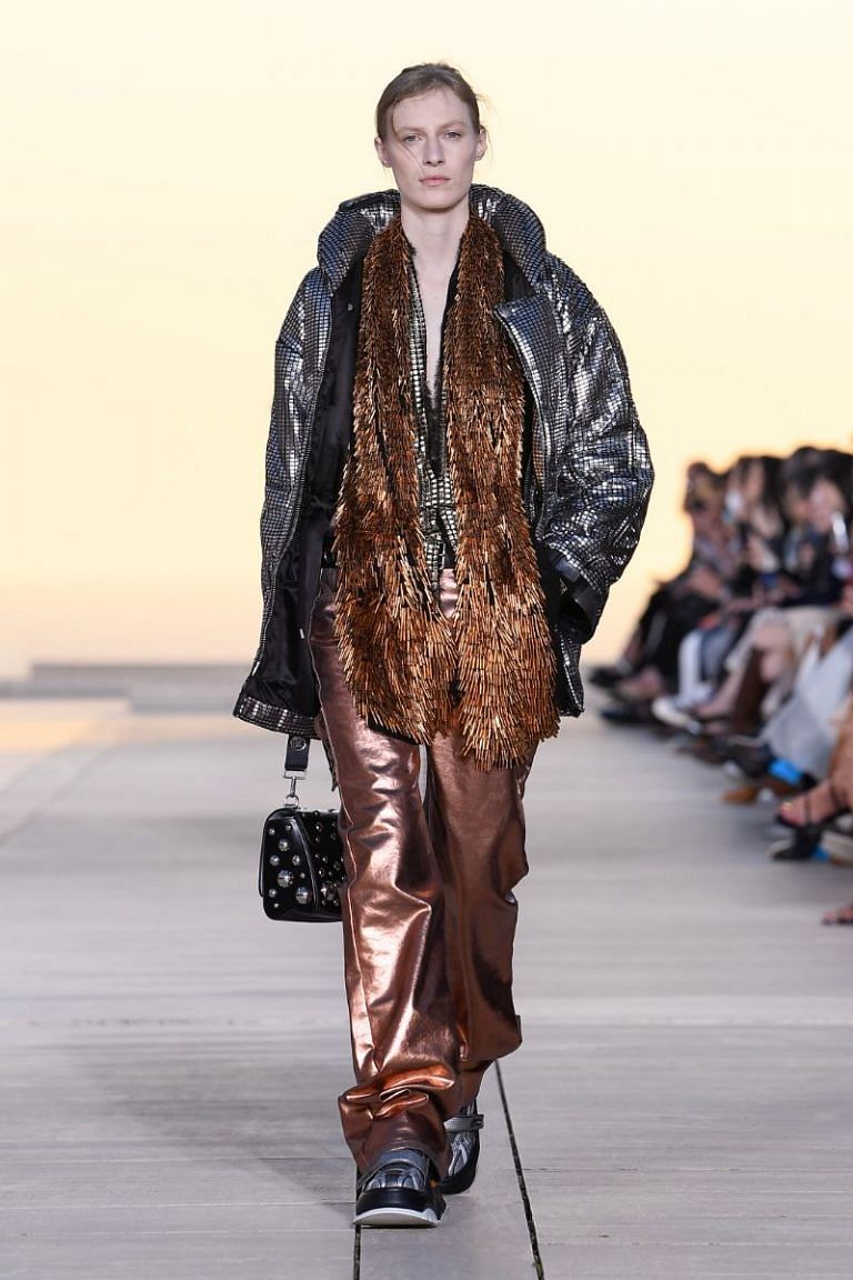 Vogue's favourite 13 looks from the Louis Vuitton Cruise 2023 show