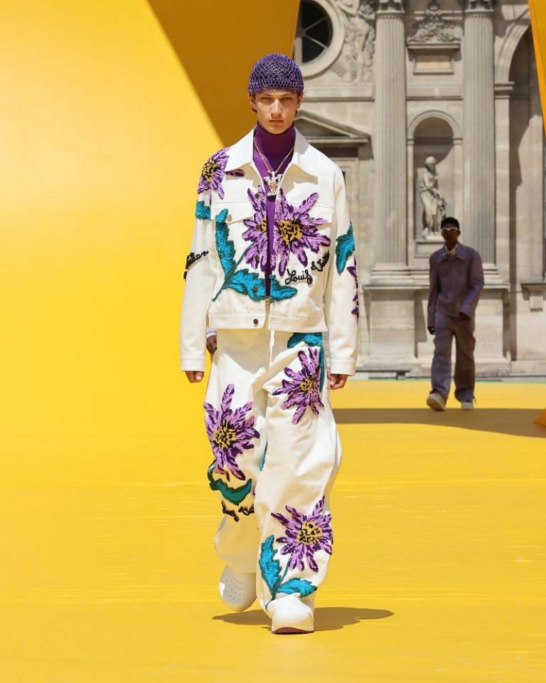 Spring-Summer 2023 Show - Look 02 - Men - Ready-to-Wear