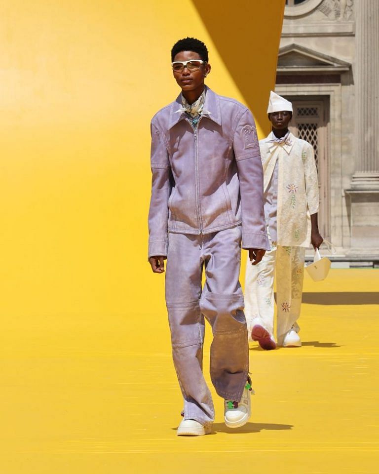 The 10 New Looks From the Louis Vuitton Men's Spring Summer '23 Show