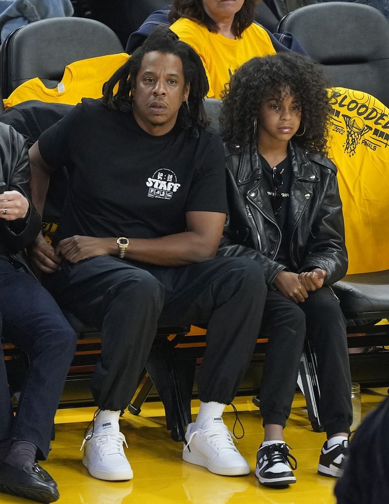 Blue Ivy Carter Wore a Great Outfit With Dad Jay-Z at a LA NBA Game