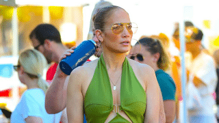 Jennifer Lopez Is Capping Off Summer In The Perfect Sundress