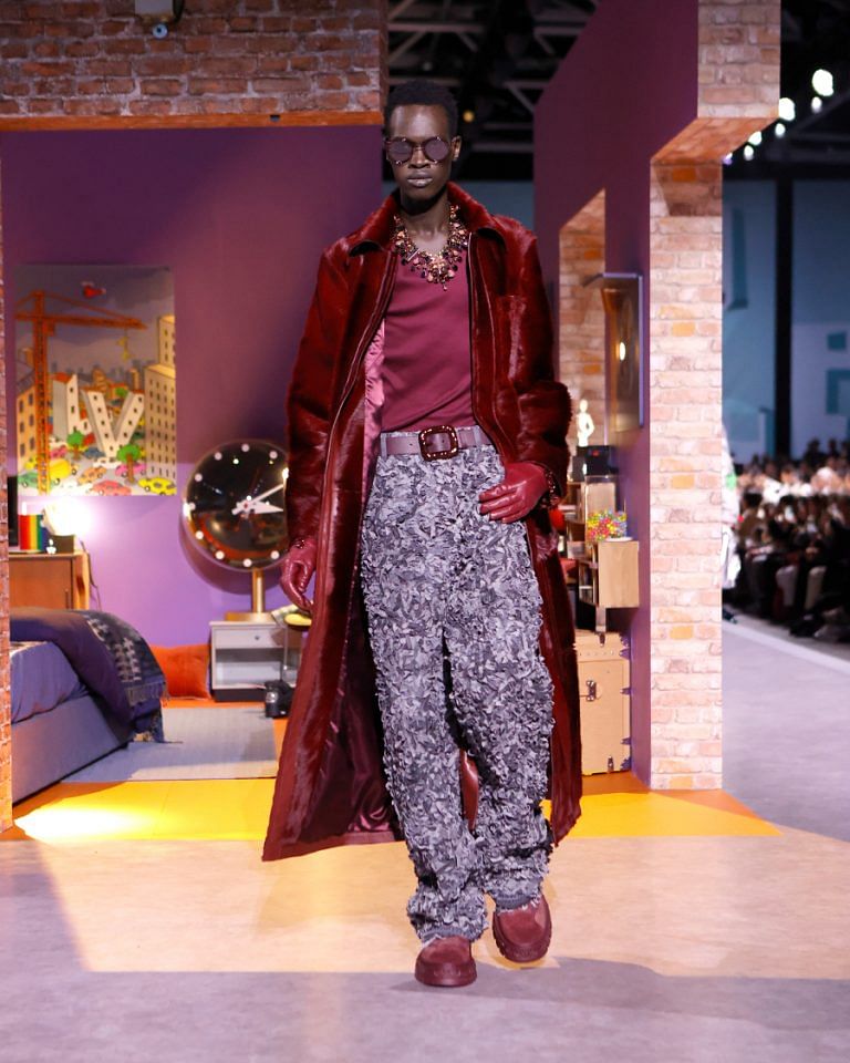 Jackson Wang in Paris The Louis Vuitton Fall-Winter 2023 Men's Show 1/19/ 2023 CET 2:30PM 🔗  @jacksonwang852g7 …