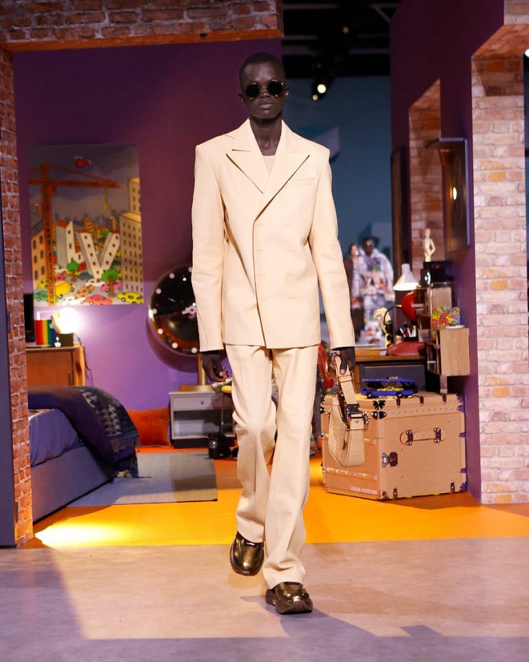 Jackson Wang Slips on Orange Sneakers at Louis Vuitton's PFW Show –  Footwear News