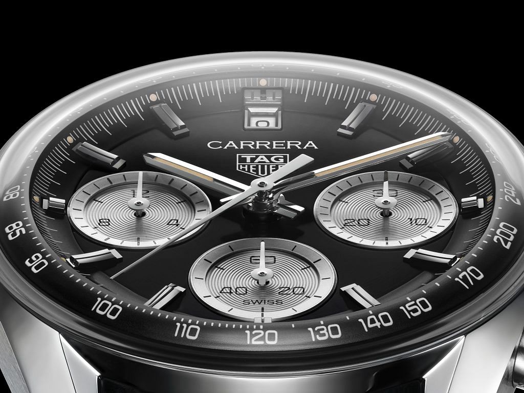 Dubbed the “Glassbox”, the new Carrera Chronograph’s domed sapphire crystal is designed to allow the tachymeter on the outer edge of the dial to be read from different angles