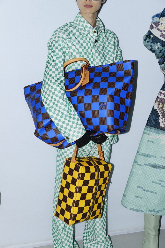 Shop Louis Vuitton DAMIER 2020 SS Unisex Street Style Collaboration Logo  Totes by KICKSERS