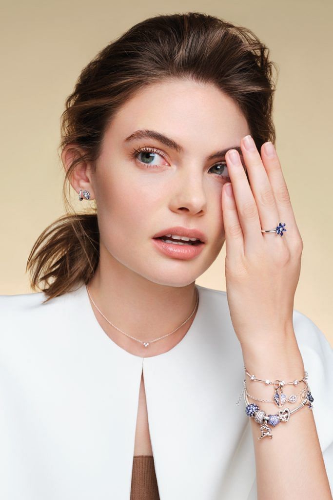 The Best Pieces to Gift From Pandora's Brilliant New Holiday Collection